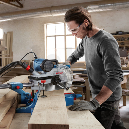 BOSCH Kapovací a pokosová pila GCM 254 D 0601B53000
