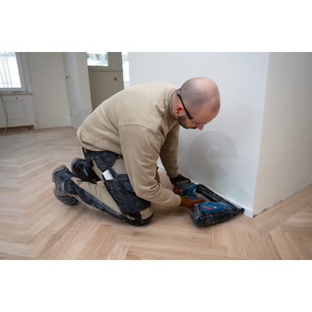 BOSCH Akumulátorová hřebíkovačka do dřeva GNH 18V-64-2 0601482100