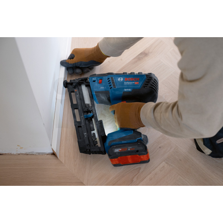 BOSCH Akumulátorová hřebíkovačka do dřeva GNH 18V-64-2 0601482100