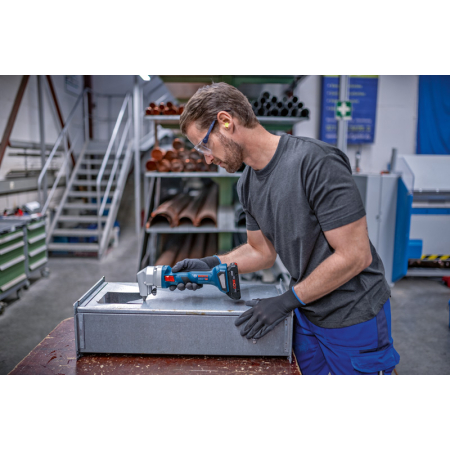 BOSCH Akumulátorový prostřihovač GNA 18V-16 E 0601529600
