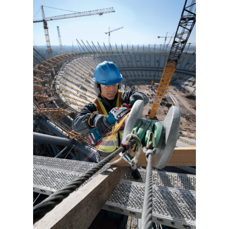 BOSCH Akumulátorová úhlová bruska 125 mm GWS 18V-10 P 06019J4100