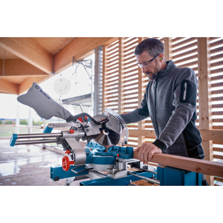 BOSCH Akumulátorová pokosová pila BITURBO GCM 18V-254 D 0601B51100