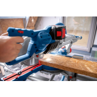 BOSCH Akumulátorová pokosová pila BITURBO GCM 18V-216 D 0601B51000