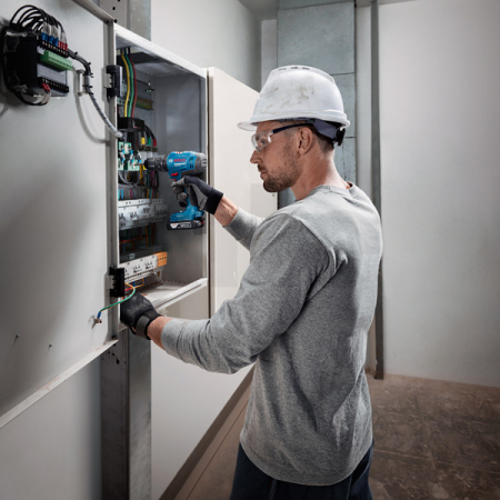 BOSCH Akumulátorový příklepový vrtací šroubovák GSB 183-LI 06019K9101