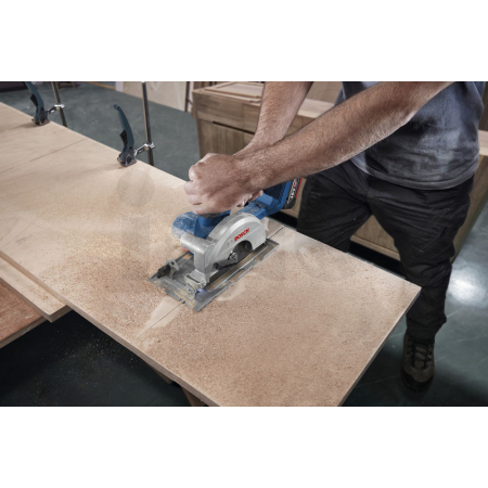 BOSCH Akumulátorová okružní pila GKS 18V-51 06019M3122
