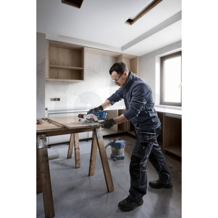 BOSCH Akumulátorová okružní pila GKS 18V-51 06019M3122