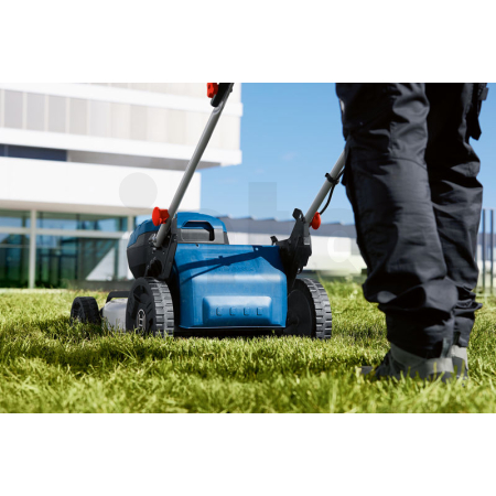 BOSCH Akumulátorová sekačka na trávu GRA 18V2-46 06008C8000