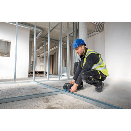 BOSCH Čárový laser GLL 18V-120-33 CG 0601065101