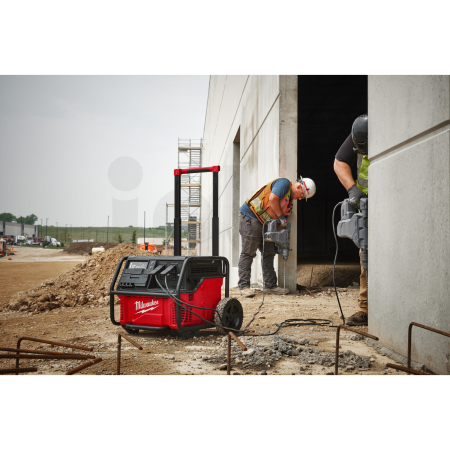 MILWAUKEE Napájecí zdroj ROLL-ON 7200/ 3600 W 2,5 kWh 4933492133