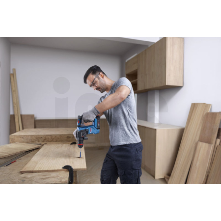 BOSCH Akumulátorové vrtací kladivo s ONECHUCK GBH 18V-18 X 0611927101