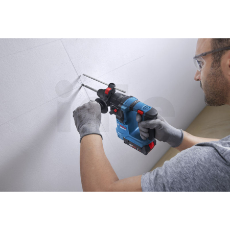 BOSCH Akumulátorové vrtací kladivo s SDS plus GBH 18V-18 0611927001