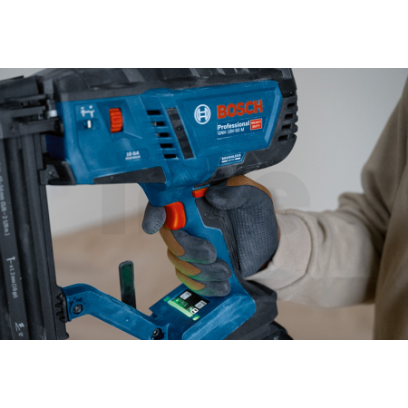 BOSCH Akumulátorová hřebíkovačka do dřeva GNH 18V-50 M 0601482400