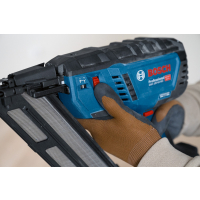 BOSCH Akumulátorová hřebíkovačka do dřeva GNH 18V-64 MD 0601482201