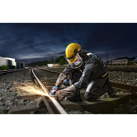 BOSCH Akumulátorová úhlová bruska GWS 18V-11, 125 mm 06019N4000