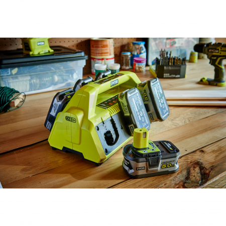 RYOBI RC18627 18V ONE+ nabíječka se 6 porty 5133002630