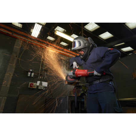 MILWAUKEE AGVKB 24 2400 W velká úhlová bruska s AVS 4933471463