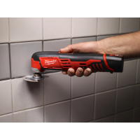 MILWAUKEE M12™ kompaktní multifunkční nářadí 4933427180