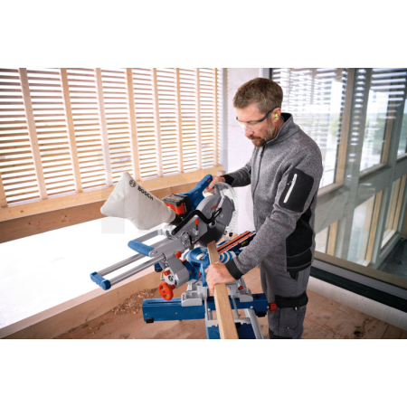 BOSCH Akumulátorová pokosová pila BITURBO GCM 18V-254 D 0601B51100