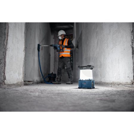 BOSCH Akumulátorové pracovní světlo GLA 18VH-7500 06014A5000