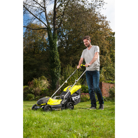 RYOBI RLM1833B 18V Akumulátorová sekačka na trávu, šířka záběru 33cm (1x4.0Ah) 5133004306