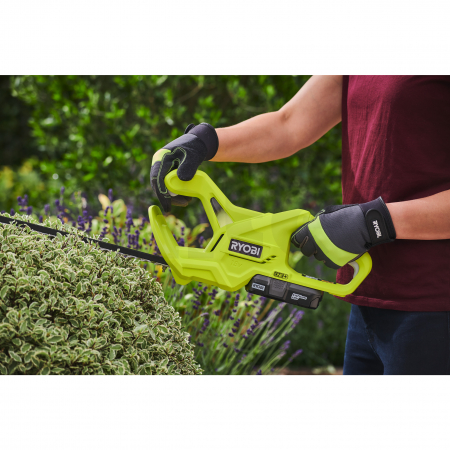 RYOBI RY18HT40A 18V Akumulátorový plotostřih, šířka střihu 40cm 5133004568