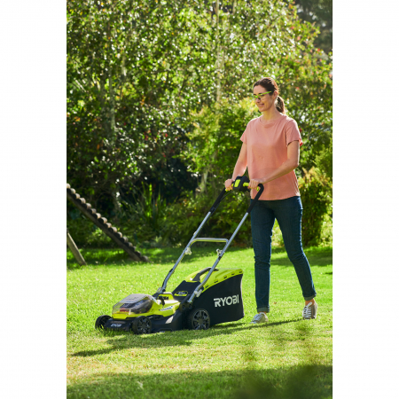 RYOBI RY18LMH37A 18V Akumulátorová hybridní sekačka na trávu, šířka záběru 37cm (2x5.0Ah) 5133004583