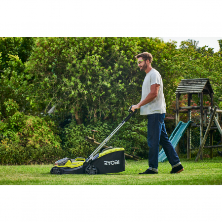 RYOBI RY18LMH37A 18V Akumulátorová hybridní sekačka na trávu, šířka záběru 37cm (2x5.0Ah) 5133004583