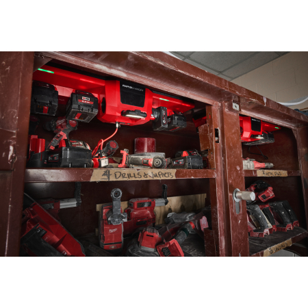 MILWAUKEE M12™ - M18™ nabíjecí stanice 4933493863