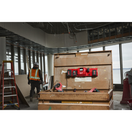 MILWAUKEE M12™ - M18™ nabíjecí stanice 4933493863