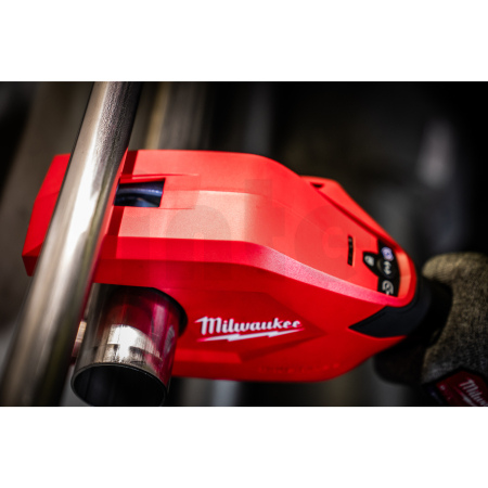 MILWAUKEE M12 PCSS54-402C Aku řezačka potrubí (54 mm) 4933498605