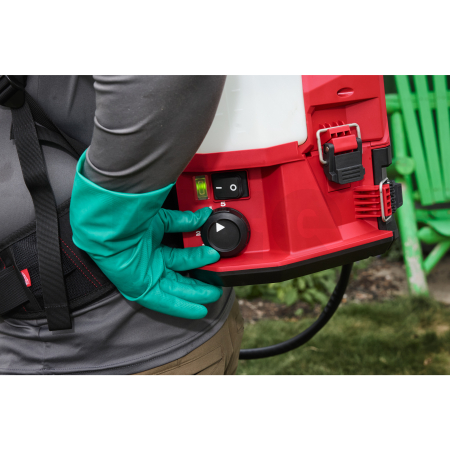 MILWAUKEE M18 BBPFP2-0 SWITCH TANK Gen2 zádový postřikovač, bez nádrže, bez aku, 4933498961