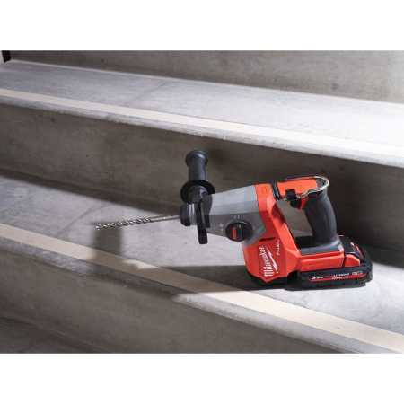 MILWAUKEE M18 FUEL™ vysoce výkonné 4režimové kladivo SDS-Plus 16 mm se speciálním odsáváním prachu 4933498586
