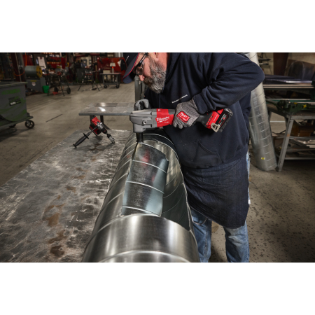 MILWAUKEE M18 FUEL™ prostřihovač plechu 3,5 mm 4933498982