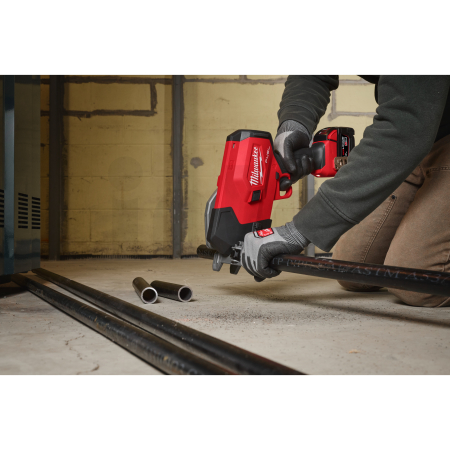 MILWAUKEE M18 FUEL™ řezák ocelových trubek 4933498915