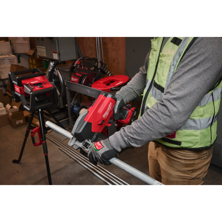 MILWAUKEE M18 FUEL™ řezák ocelových trubek 4933498915