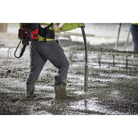 MILWAUKEE MX FUEL™ vysokofrekvenční vibrátor na beton 4933498133