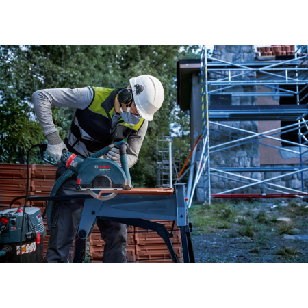 BOSCH Diamantový řezací kotouč EXPERT MultiMaterial 230 × 22,23 × 2,4 × 15 mm 2608901598