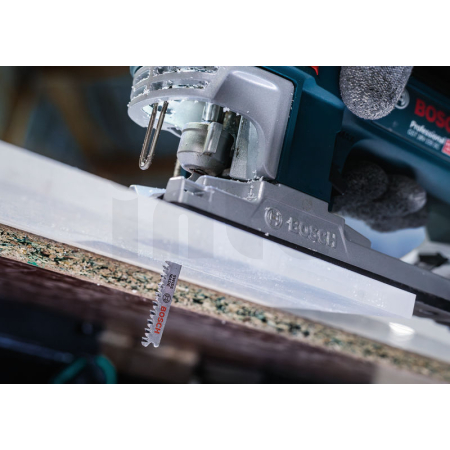BOSCH Pilový plátek pro přímočaré pily PRO Plastics PMMA clean T102BF 92 mm, 2 ks 2608655102