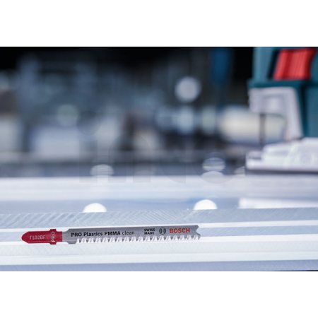 BOSCH Pilový plátek pro přímočaré pily PRO Plastics PMMA clean T102BF 92 mm, 2 ks 2608655102