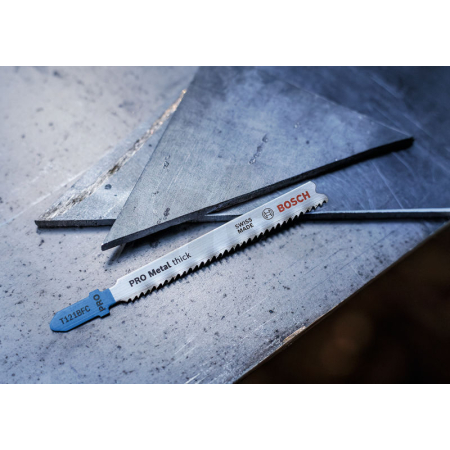 BOSCH Pilový plátek PRO Metal thick T121BFC pro přímočaré pily, 92 mm, 5 ks 2608655110