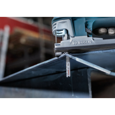 BOSCH Pilový plátek PRO Metal thick T121BFC pro přímočaré pily, 92 mm, 5 ks 2608655110