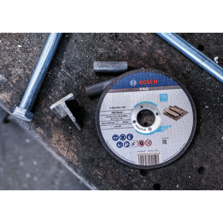 BOSCH Řezací kotouč PRO Metal, 150 × 2,5 × 22,23 mm 2608619774