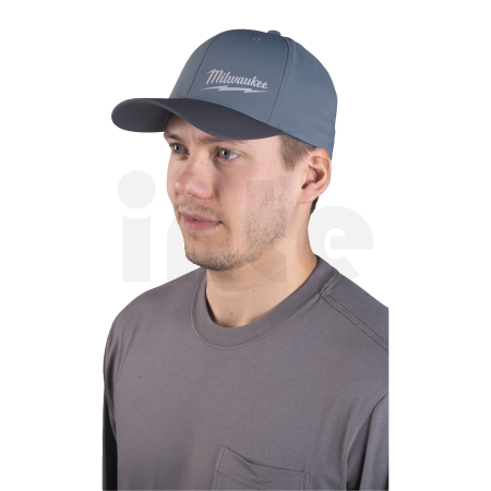 MILWAUKEE Funkční kšiltovka modrá L/XL 4932493106