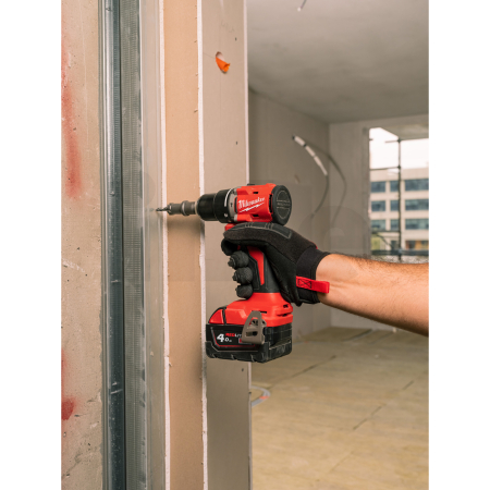 MILWAUKEE M18 BLPDRC-402C kompaktní bezuhlíková příklepová vrtačka 4933492824