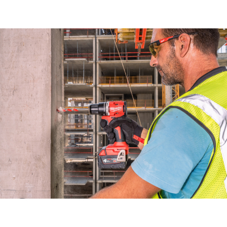 MILWAUKEE M18 BLPDRC-402C kompaktní bezuhlíková příklepová vrtačka 4933492824