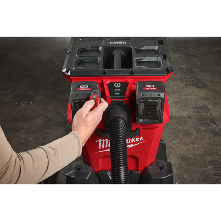 MILWAUKEE M18 FUEL™ NEXUS vysavač 23 l, třída L 4933500140