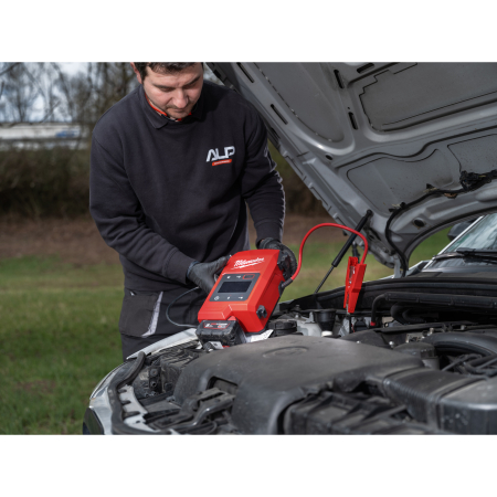 MILWAUKEE M18™ startovací zdroj 4933498026