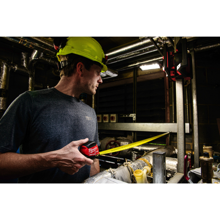 MILWAUKEE M18 PAL2-0 Otočné plošné světlo 4933493547