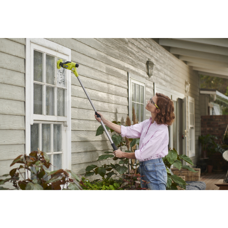 RYOBI RTS4 USB Lithium™ teleskopický kartáč 5133006689