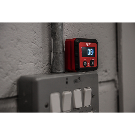 MILWAUKEE Digitální úhloměr 4932493656